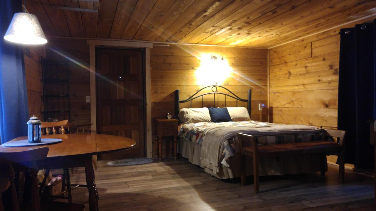 Wolfwood Guest Ranch Villa Clearwater Eksteriør billede