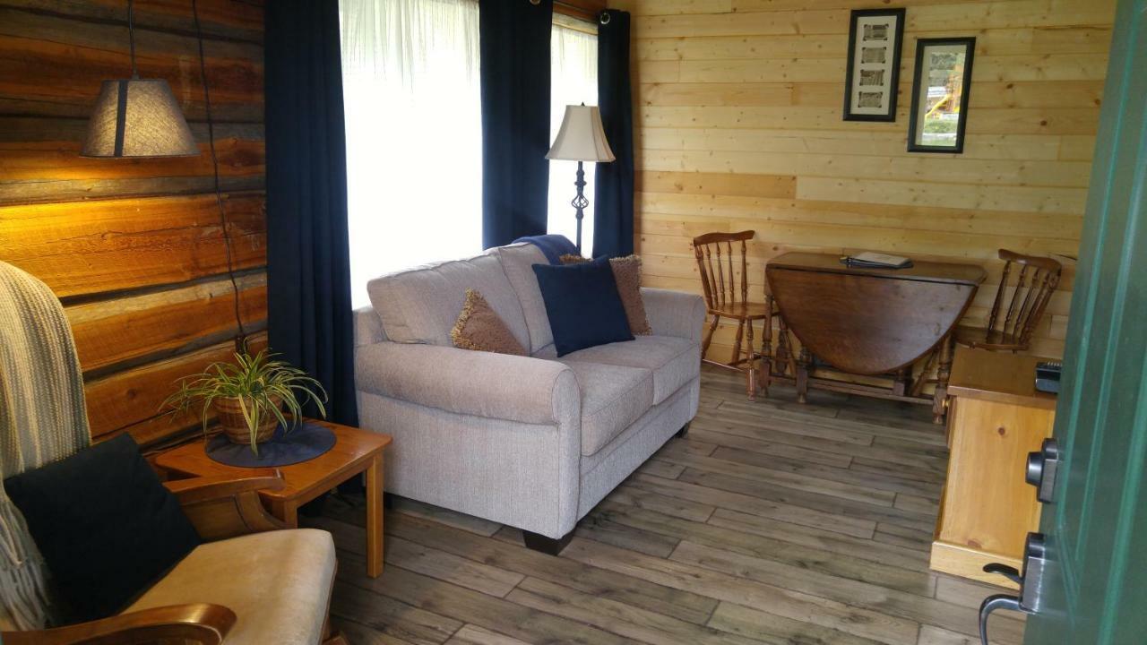 Wolfwood Guest Ranch Villa Clearwater Eksteriør billede